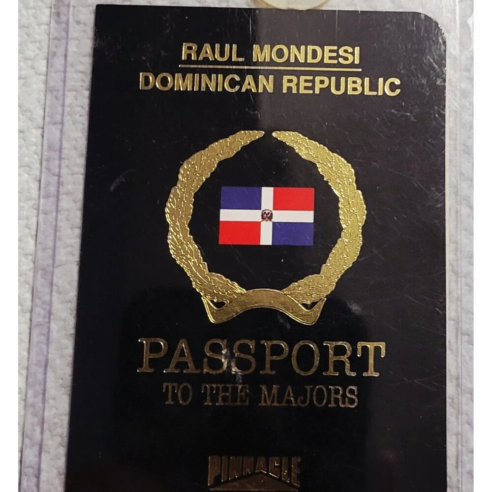MLB COLLECTOR'S PINNACLE 1997 RAUL MONDESI #17 OF 25 PASSPORT TO THE MAJORS!!